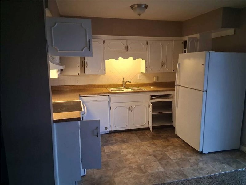 7804 Booth Ave, Kansas City, MO 64138