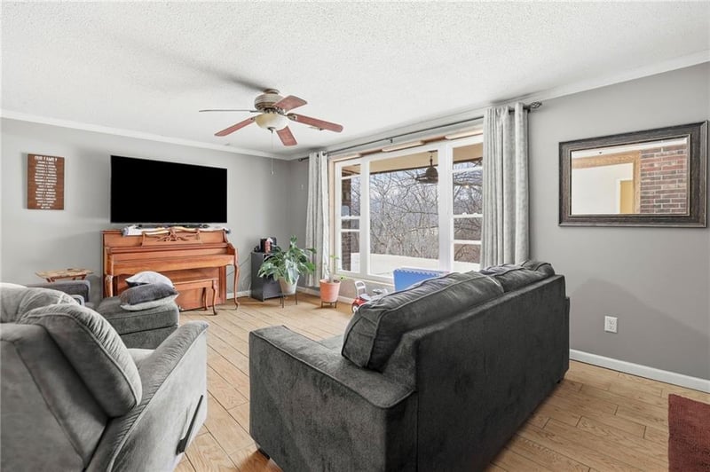 4242 74th St, Kansas City, KS 66109