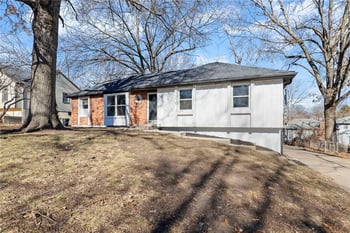 11812 56th Ter, Kansas City, MO 64133
