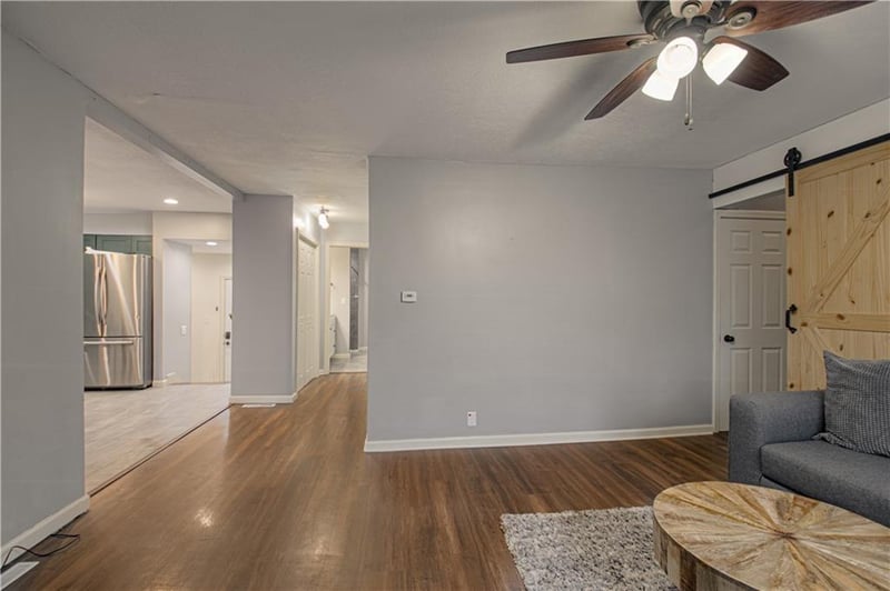 7909 Pennsylvania Ave, Kansas City, MO 64118