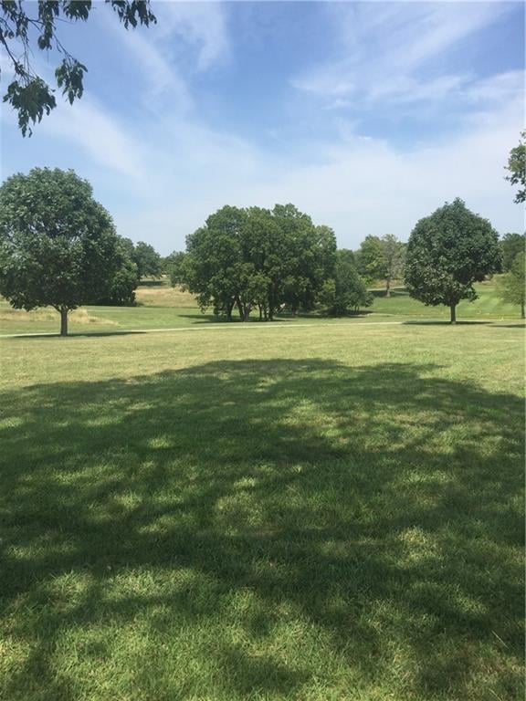 25 Quail Meadow Dr, Mound City, KS 66056