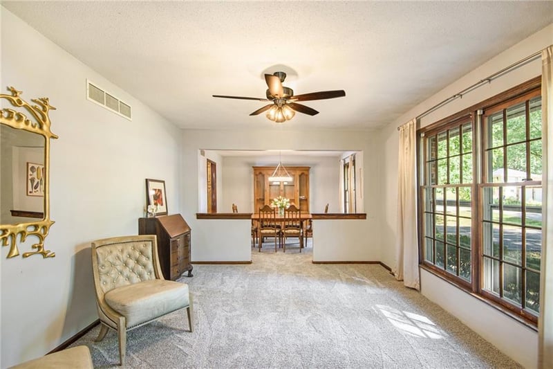 2616 86th St, Kansas City, MO 64154