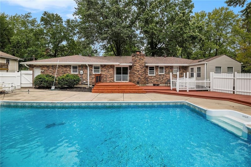 2616 86th St, Kansas City, MO 64154