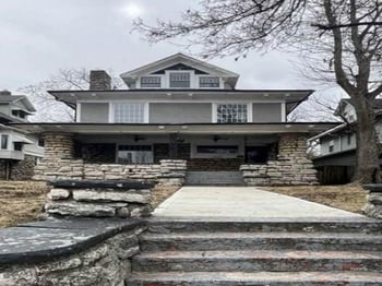 2619 Victor St, Kansas City, MO 64128