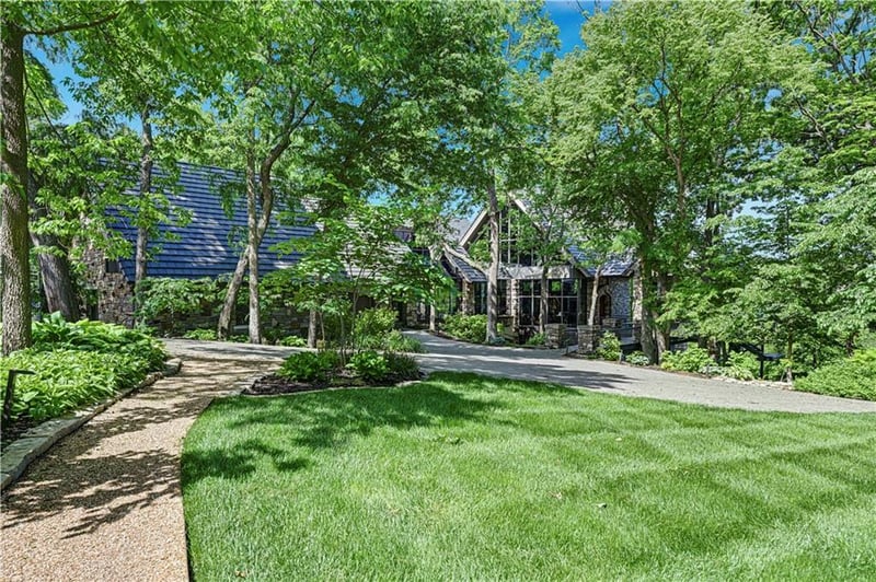 16900 Highland Ridge Dr, Loch Lloyd, MO 64012