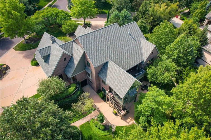 10816 W 140th St, Overland Park, KS 66221