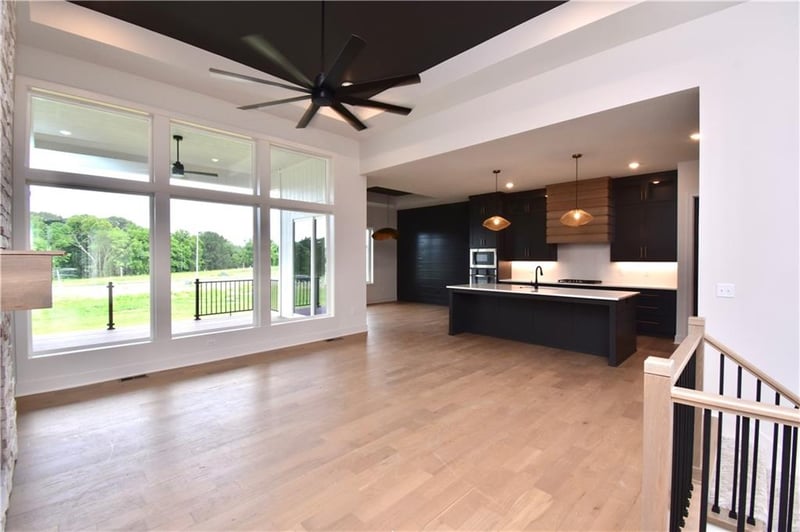 7645 Booth Ave, Kansas City, MO 64158