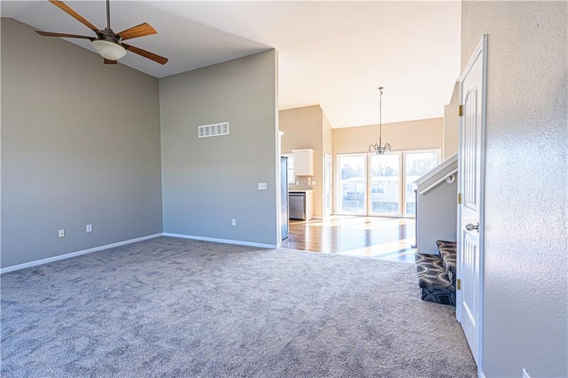 520 18th St, Ottawa, KS 66067
