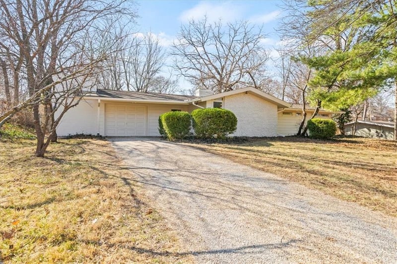 115 96th St, Kansas City, MO 64114