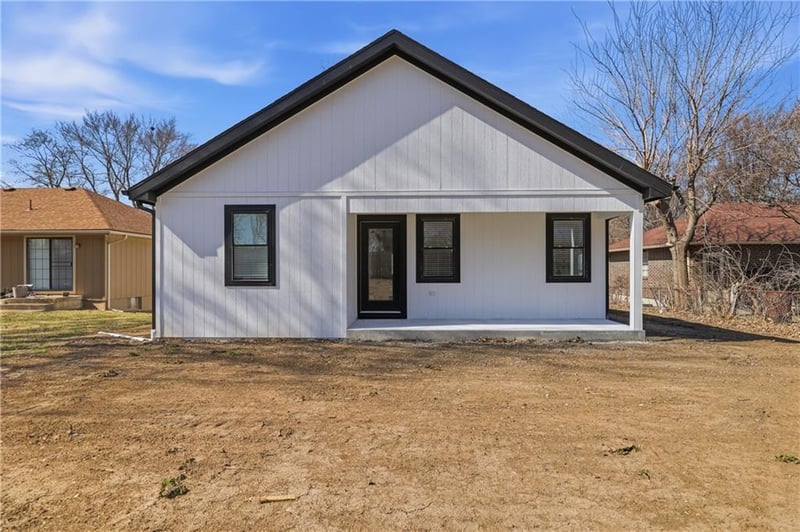 309 Cedar Ave, Independence, MO 64053