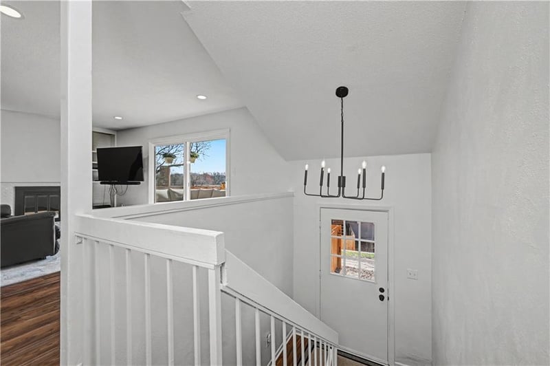 10952 Bradshaw St, Overland Park, KS 66210