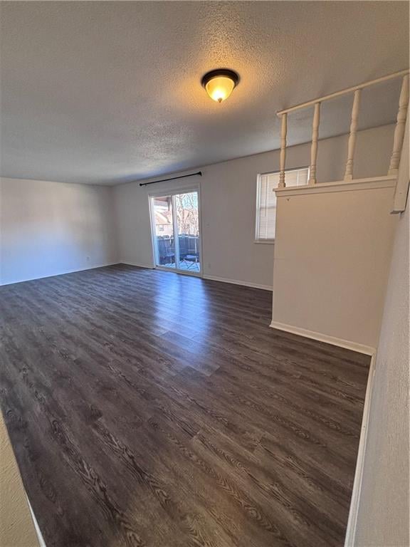 6224 Robinson St #4, Overland Park, KS 66202