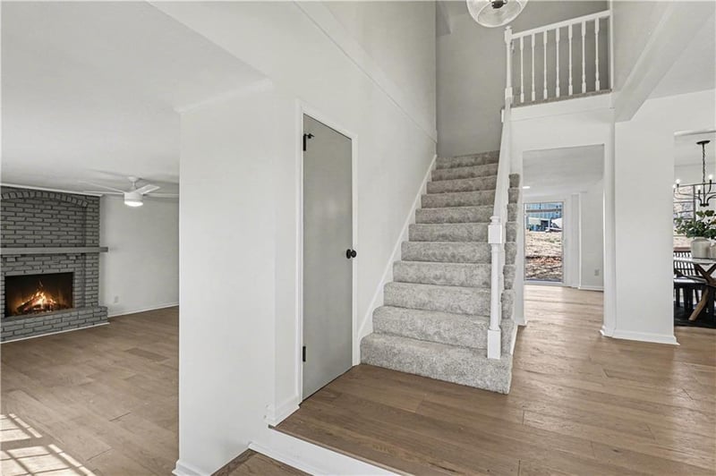 1516 99th St, Kansas City, MO 64131