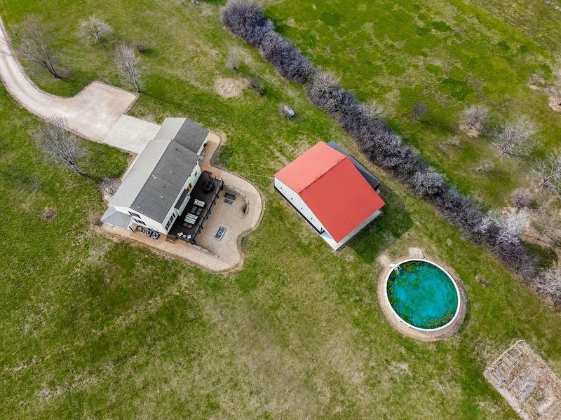 992 750 Rd, Lawrence, KS 66047