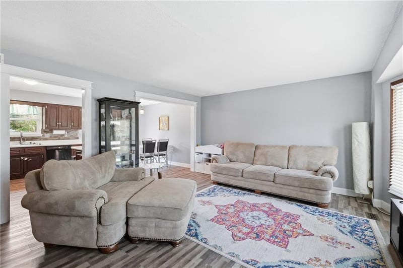 907 Josela Ct, Leavenworth, KS 66048