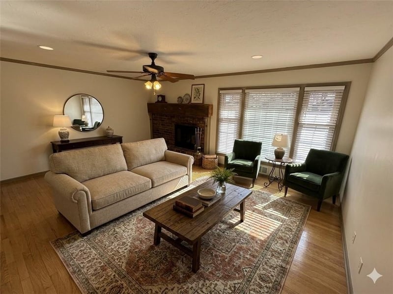 11703 48th St, Kansas City, MO 64133