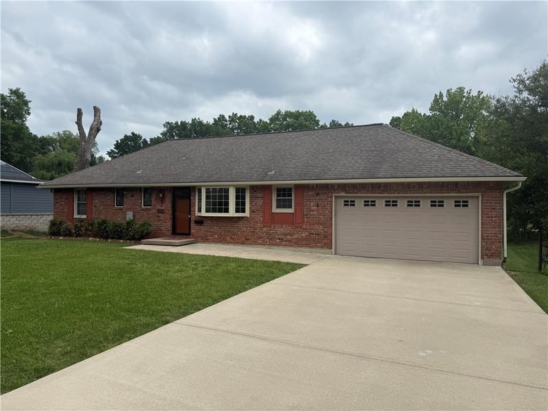 11703 48th St, Kansas City, MO 64133