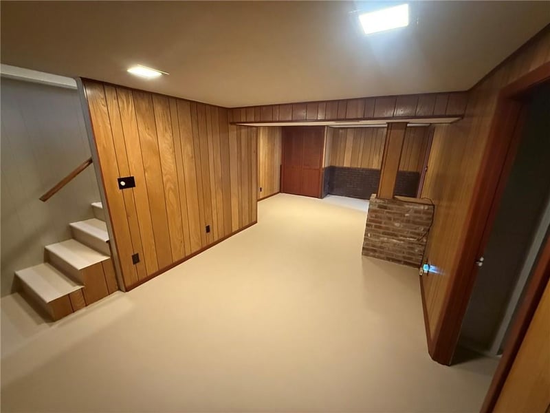 11703 48th St, Kansas City, MO 64133