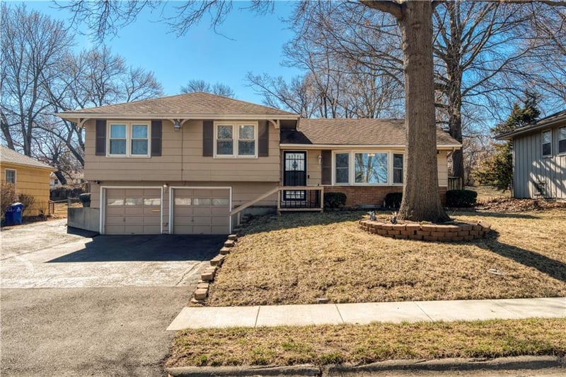 8409 85th St, Raytown, MO 64138