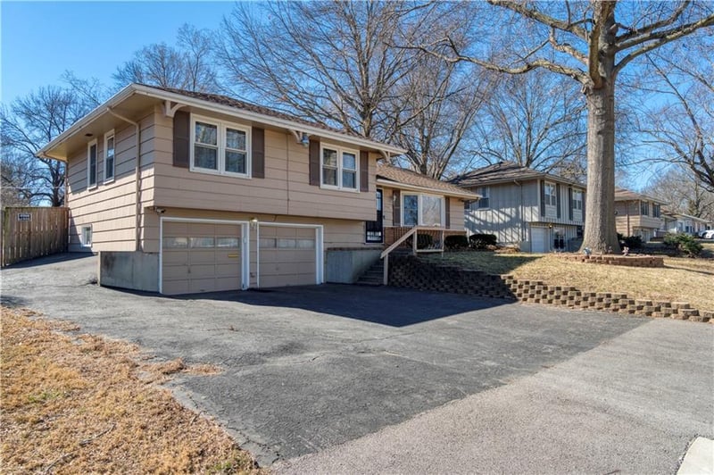8409 85th St, Raytown, MO 64138