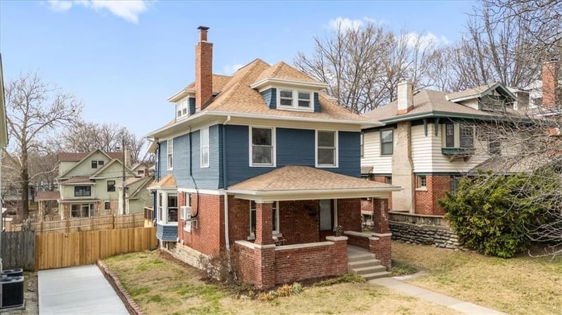 4332 Harrison St, Kansas City, MO 64110