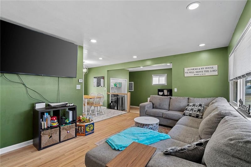 10809 Bristol Ter, Kansas City, MO 64134