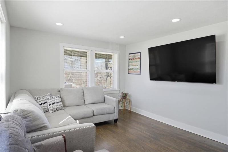 5400 Yecker Ave, Kansas City, KS 66104