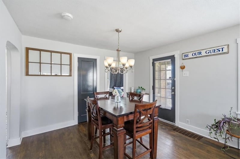 5400 Yecker Ave, Kansas City, KS 66104