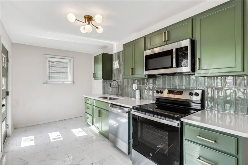 1511 59th St, Kansas City, MO 64110