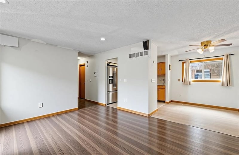 400 78th Ter, Kansas City, MO 64118