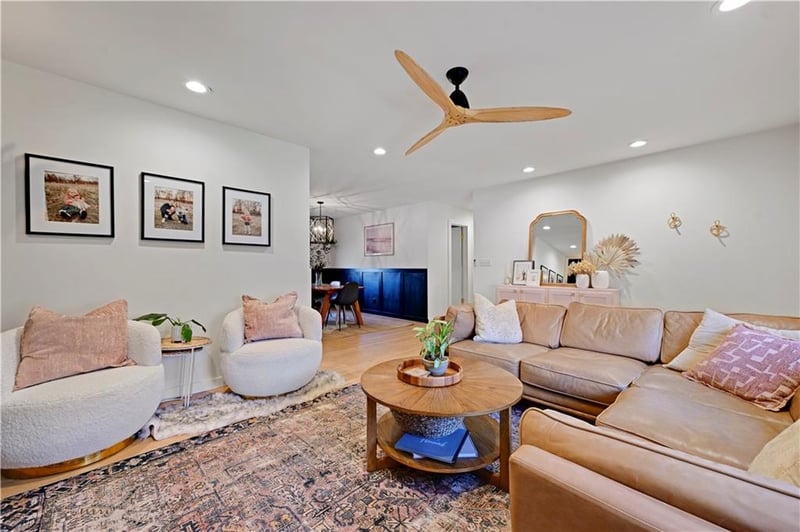 10427 Baltimore Ave, Kansas City, MO 64114