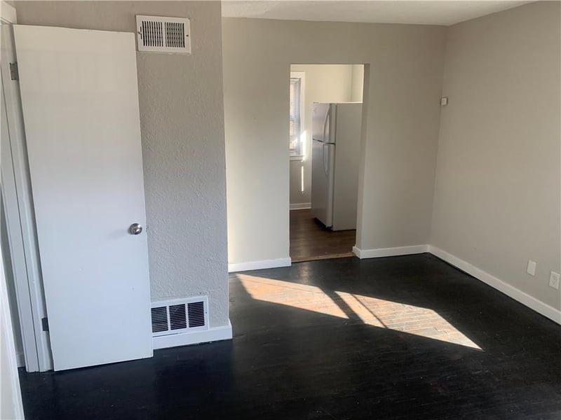 4029 Wabash Ave, Kansas City, MO 64130