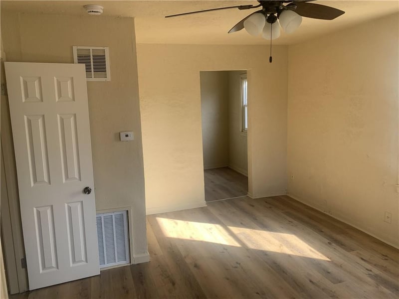 4017 Wabash Ave, Kansas City, MO 64130