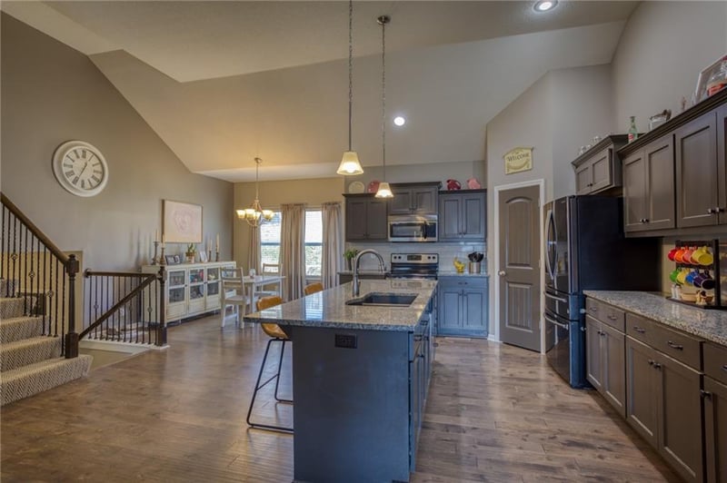 3550 112th Ter, Kansas City, KS 66109