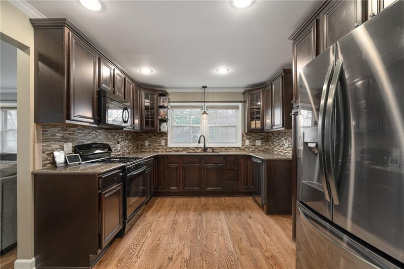 9501 Riggs St, Overland Park, KS 66212