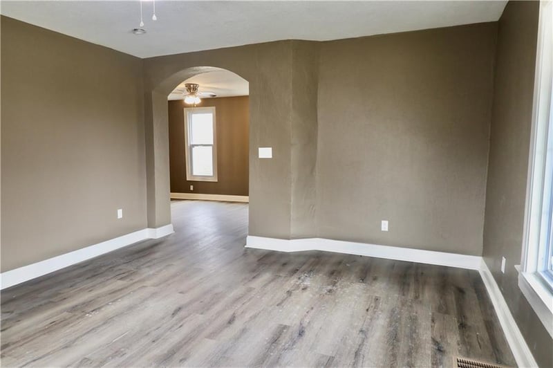 330 Garfield Ave, Kansas City, KS 66101