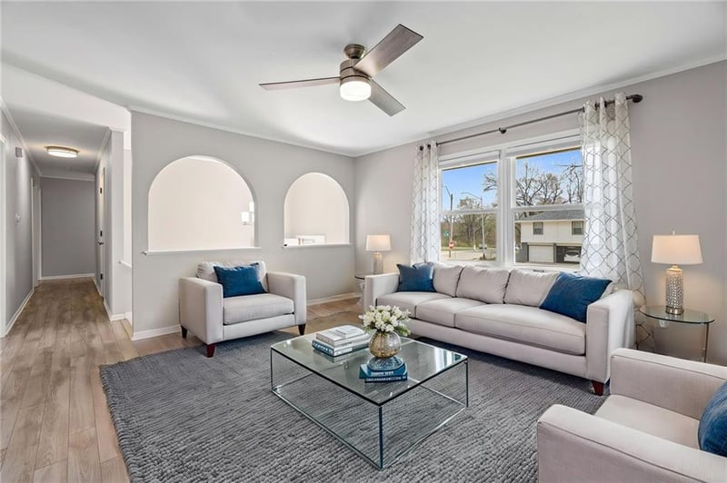 116 98th St, Kansas City, MO 64114