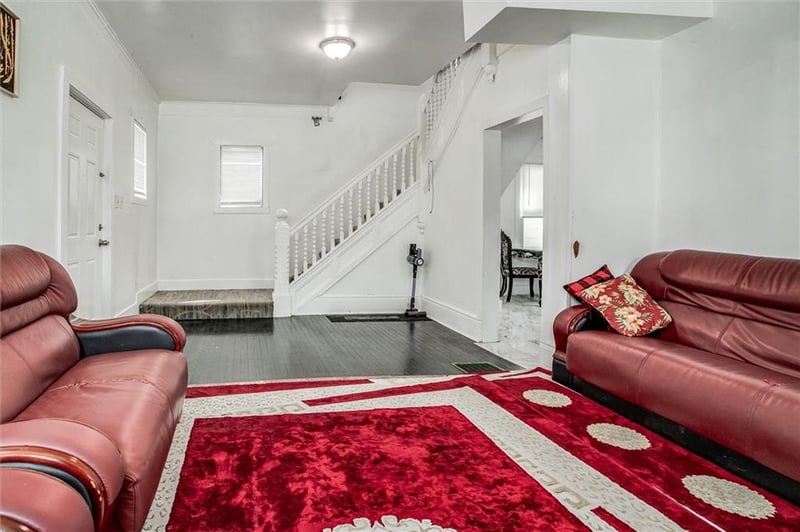 3223 Roberts St, Kansas City, MO 64124