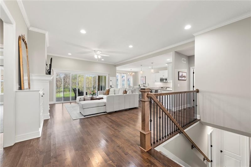 21004 37th Ter, Independence, MO 64057