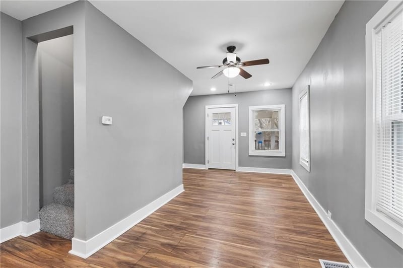 5038 Benton Ave, Kansas City, MO 64130