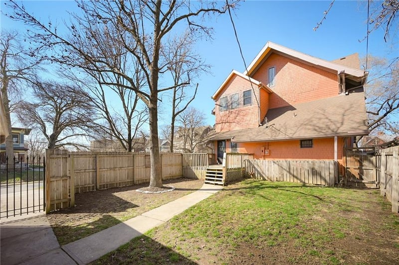 3341 Campbell St, Kansas City, MO 64109