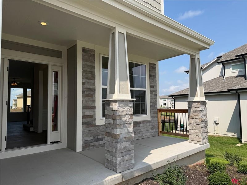 19878 114th Pl, Olathe, KS 66061