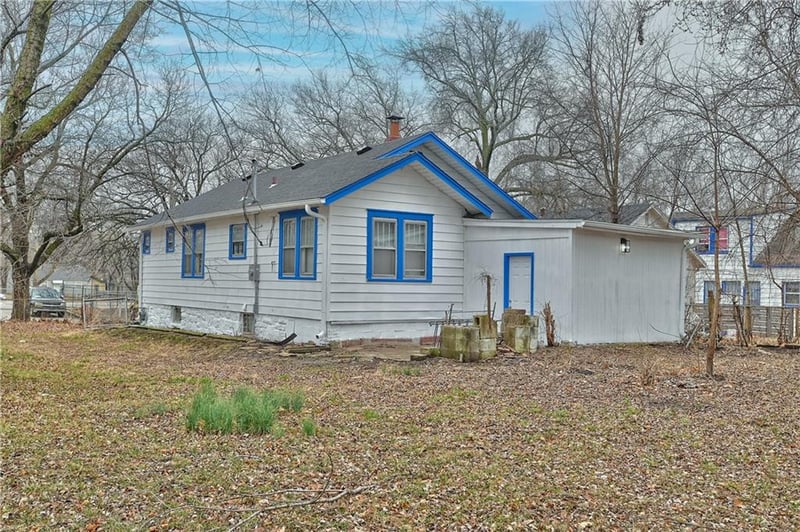 5932 Park Ave, Kansas City, MO 64130