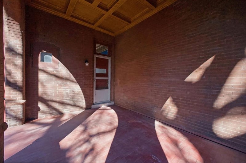 802 Hall St, St Joseph, MO 64501