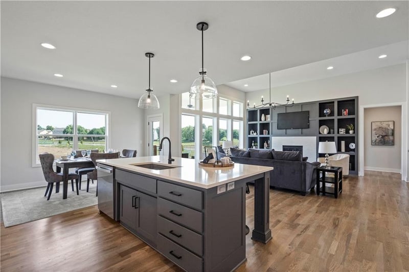 4746 Sienna Rg, Riverside, MO 64150