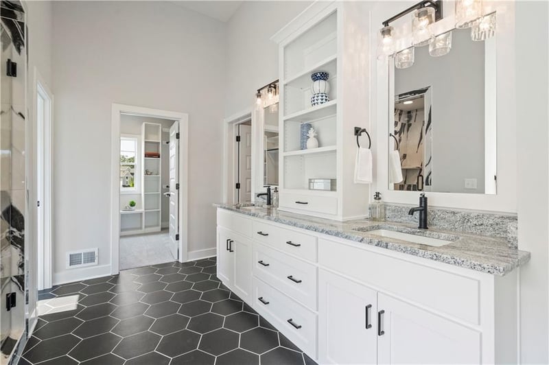 4746 Sienna Rg, Riverside, MO 64150