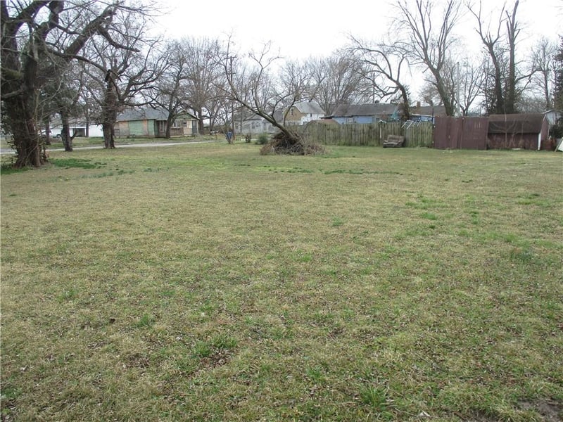 401 Park Ave, Baxter Springs, KS 66713