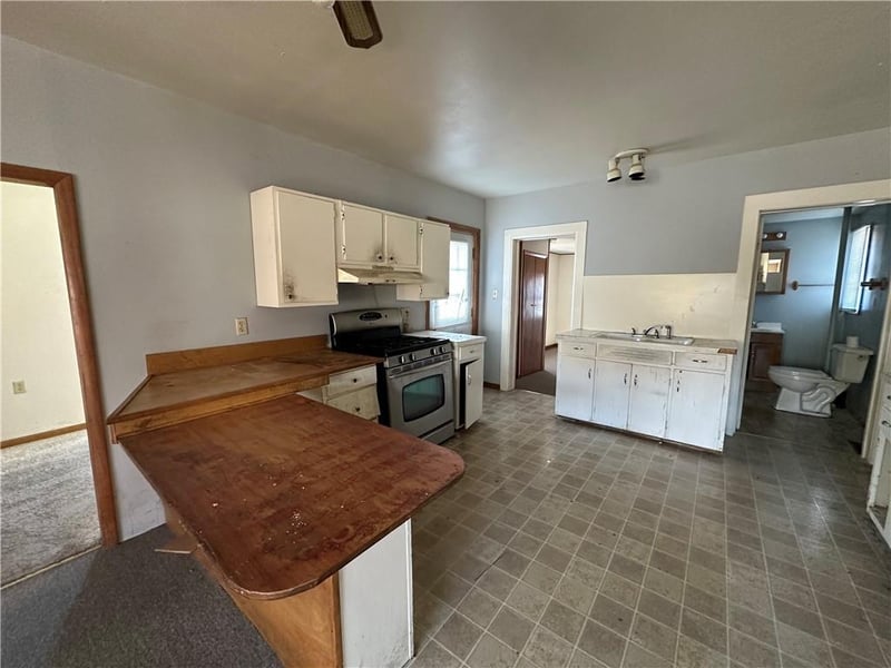 314 Davis St, Maryville, MO 64468