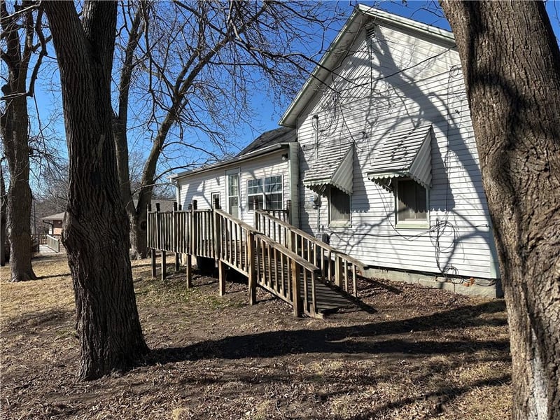 314 Davis St, Maryville, MO 64468