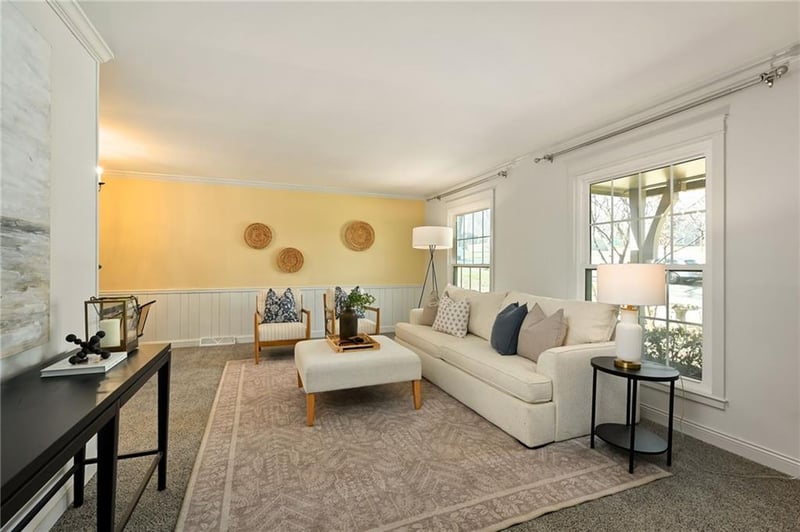 5831 87th Ter, Overland Park, KS 66207